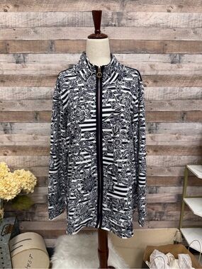 Jones New York Black & White Floral/Stripe Print 1X